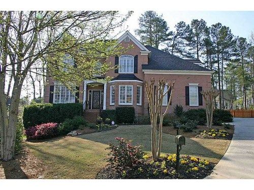 215 Cheltenham Walk, Alpharetta, GA 30004