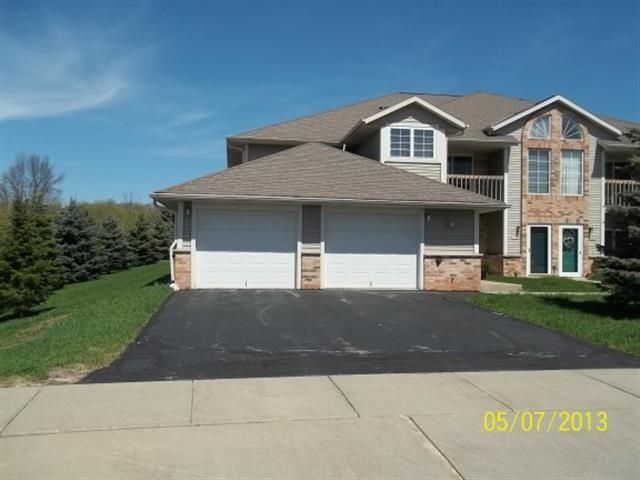 628 Shepherds Dr Unit 5, West Bend, WI 53090