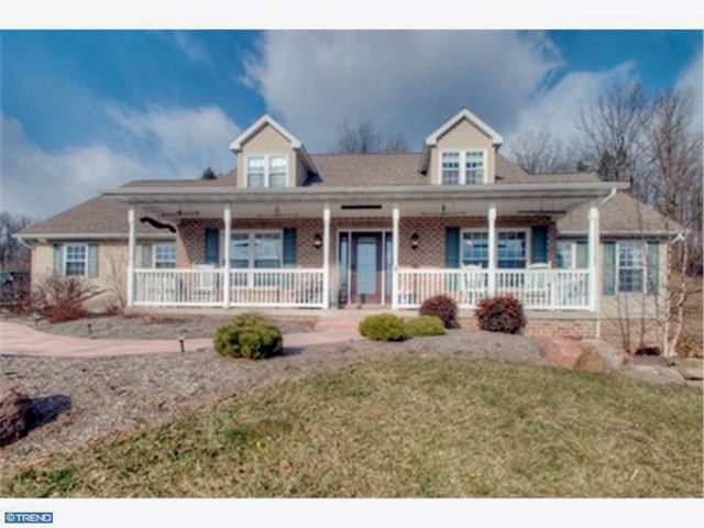 24 GILL RD, Mohnton, PA 19540