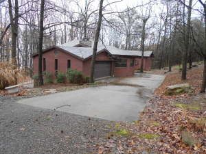 10801 Lakeridge Rd., Dardanelle, AR 72834