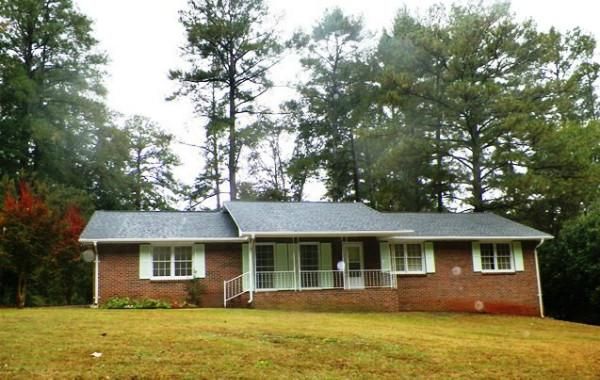 606 Sherwood Dr, Dublin, GA 31021