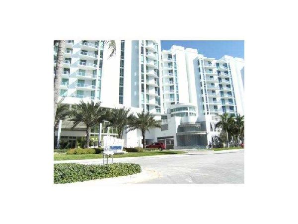 3029 NE 188 ST # 512, Miami, FL 33180