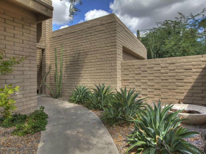 7770 E CAMELBACK Road, Scottsdale, AZ 85251