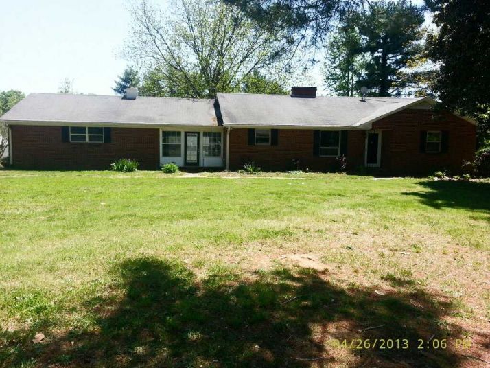 4682 Linville Ave, Kernersville, NC 27284