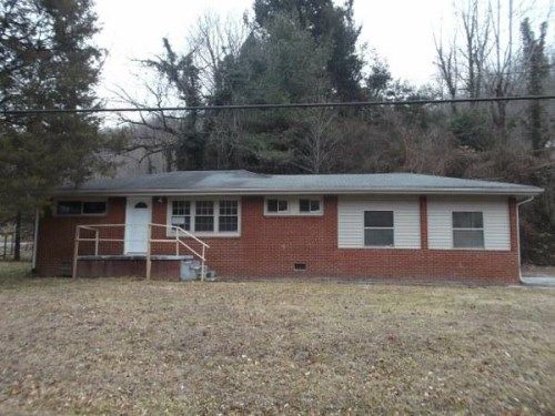 2032 Ruritan Rd, Harriman, TN 37748