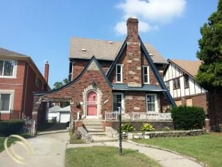 18017 Northlawn St, Detroit, MI 48221