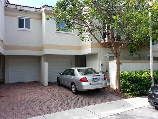 8476 LAGOS DE CAMPO BL # 8476, Fort Lauderdale, FL 33321