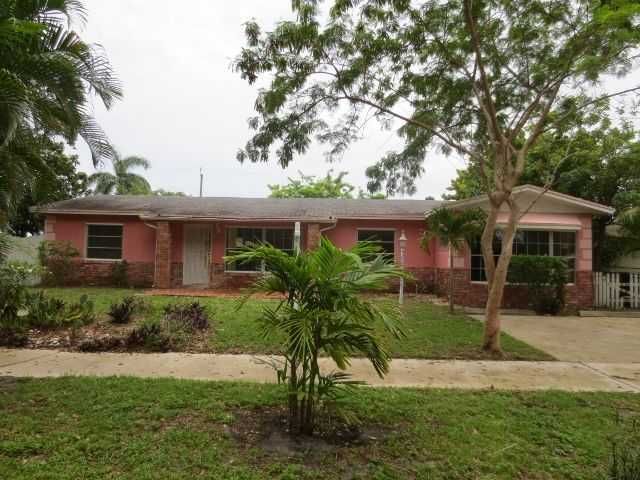 1765 16th Ct N, Lake Worth, FL 33460