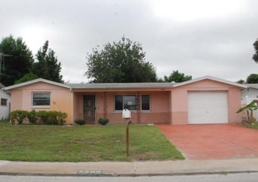 7300 Ashwood Dr, Port Richey, FL 34668