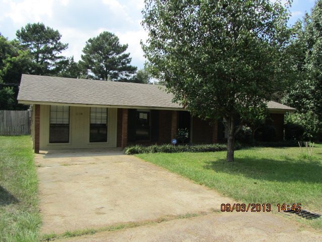 510 8th Ave SE, Magee, MS 39111