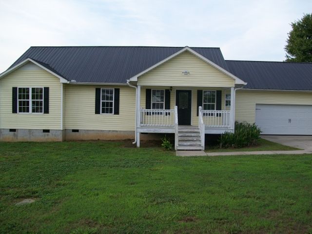 111 Riegel Xing, Trion, GA 30753