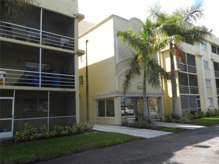 22563 Sw 66th Ave Apt 412, Boca Raton, FL 33428