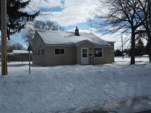 752 Coolidge St, Marinette, WI 54143