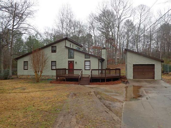 30 Hearthstone Drive E, Newnan, GA 30263