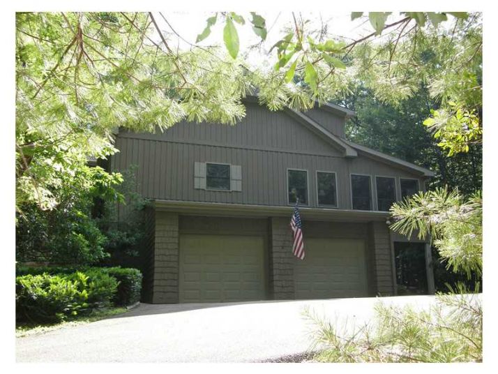 318 Wake Robin Drive, Jasper, GA 30143