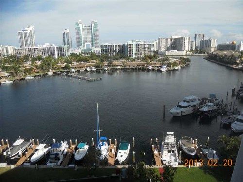 500 THREE ISLANDS BL # 526, Hallandale, FL 33009