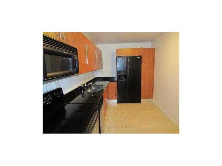 3000 S Ocean Dr # 1118, Hollywood, FL 33019