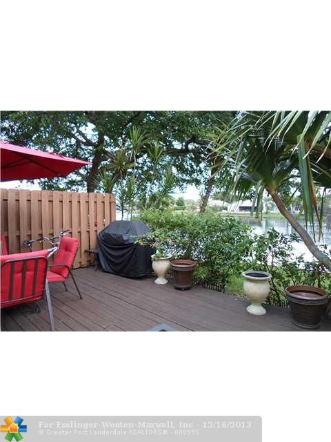 1110 NW 79TH DR # 9, Fort Lauderdale, FL 33322