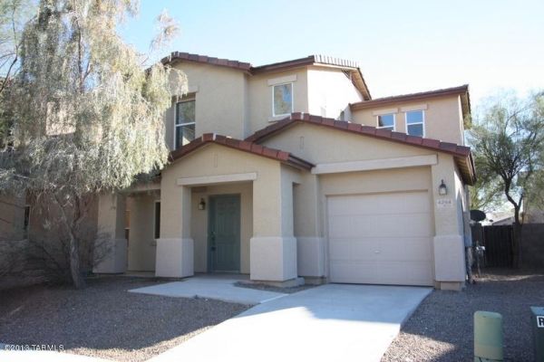 4264 E Babbling Brook, Tucson, AZ 85712