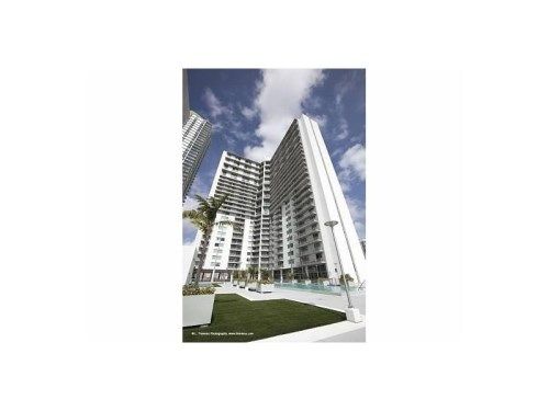 690 SW 1 CT # 3118, Miami, FL 33130