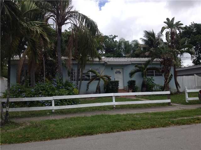 9355 SW 44 ST, Miami, FL 33165