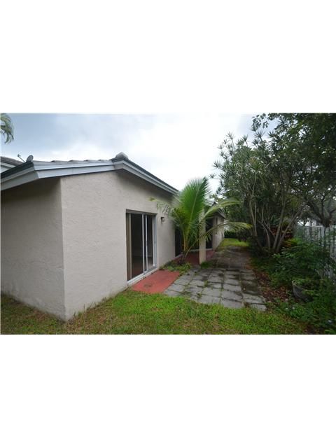 801 NW 99TH AV, Fort Lauderdale, FL 33324