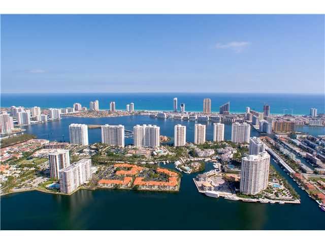 7000 ISLAND BL # 2204, North Miami Beach, FL 33160