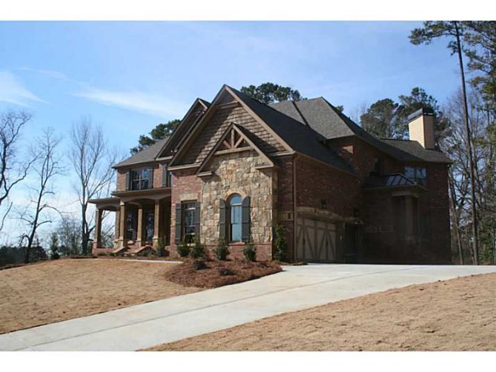 820 King Estates Court, Roswell, GA 30075