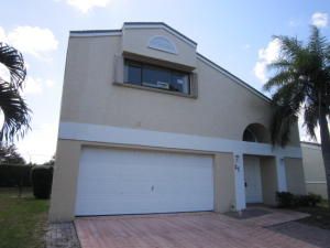 21 Hawthorne Ln, Boynton Beach, FL 33426