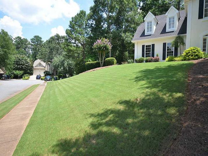 1702 Amberwood Pointe, Woodstock, GA 30189