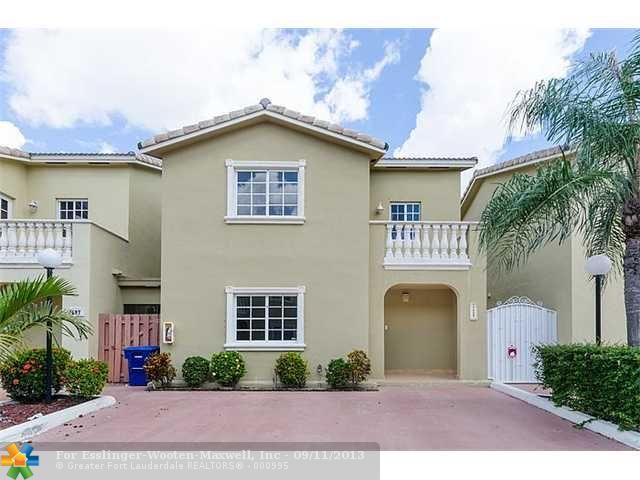 7689 NW 182nd Ter # 302, Hialeah, FL 33015