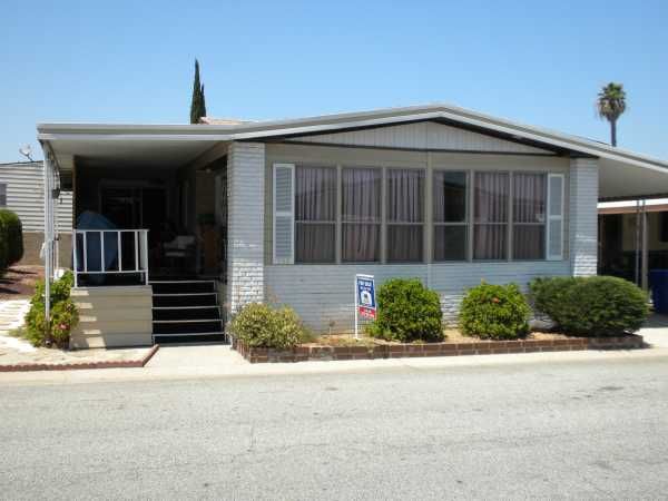 2601 E. Victoria St., Compton, CA 90220