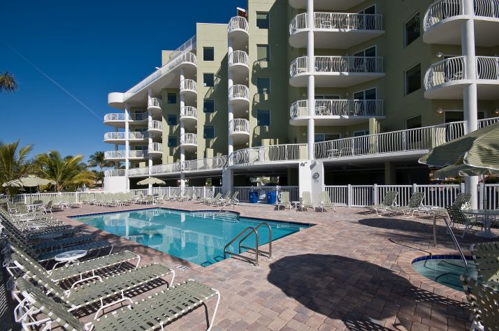 11605 Gulf Blvd #506, Saint Petersburg, FL 33706