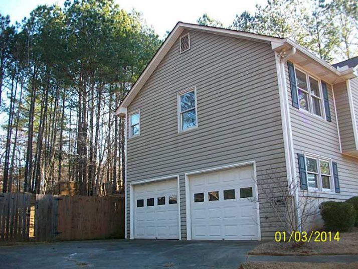 11 Bent Water Drive, White, GA 30184