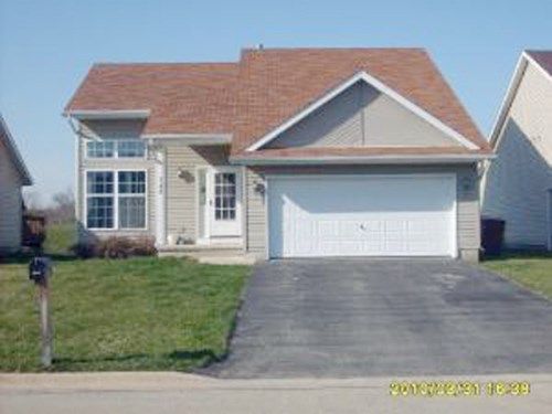 733 Hawthorne Lane, Genoa, IL 60135