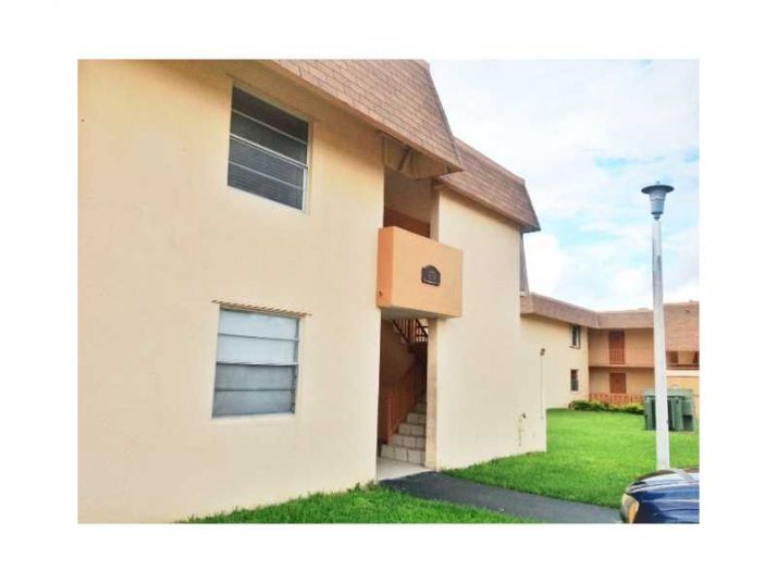 870 SW 129 PL # 205, Miami, FL 33184