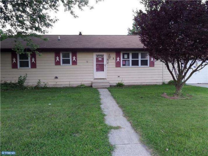 78 Eaton Rd, Pennsville, NJ 08070