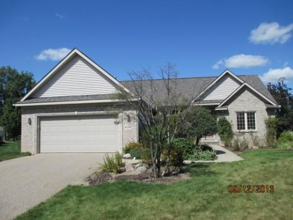 4236 Crystal Cove Ct, Linden, MI 48451