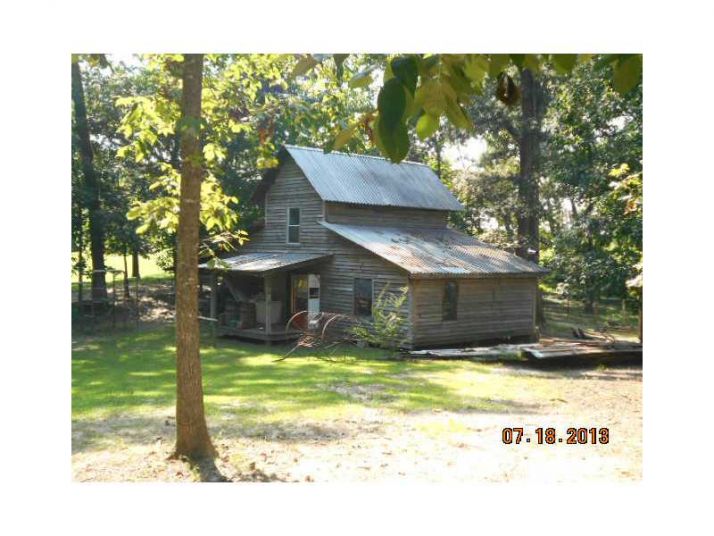 322 School House Road Ne, Calhoun, GA 30701