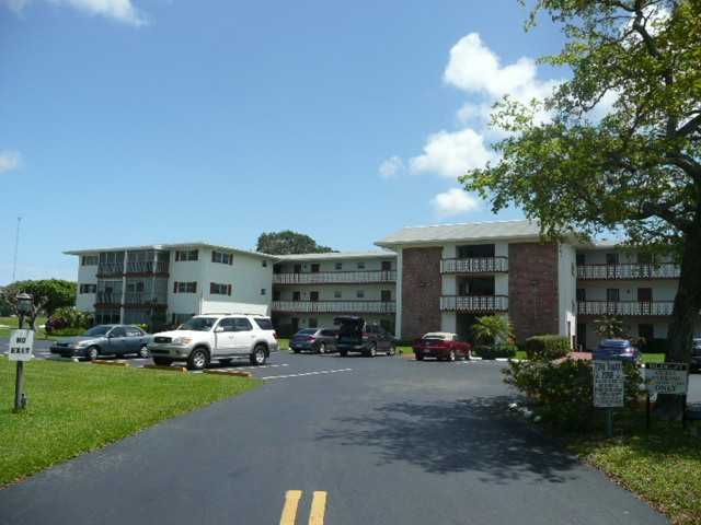 1201 Hillcrest Ct Apt 110, Hollywood, FL 33021