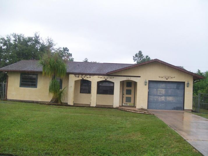 567 Nw Azine Ave, Port Saint Lucie, FL 34983