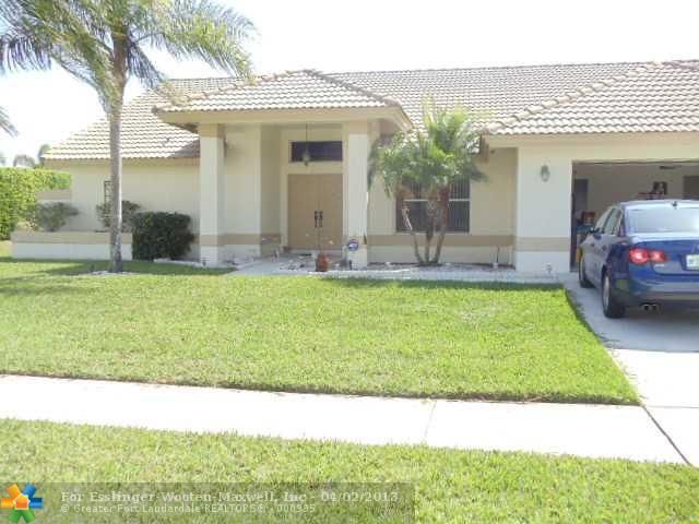 6634 BLUE BAY CIR, Lake Worth, FL 33467