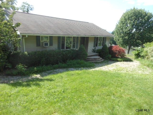 301 Lion St, Johnstown, PA 15904