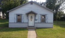 206 E Washington St Versailles, MO 65084