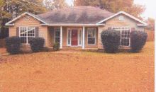 60 New Quarters Rd Tallassee, AL 36078