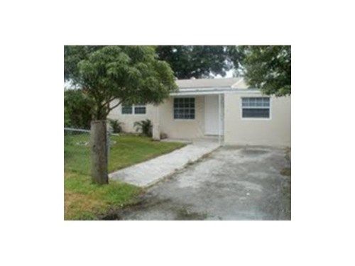 6204 FUNSTON ST, Hollywood, FL 33023