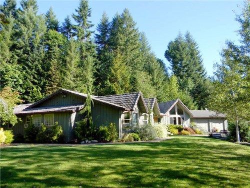 701 NE Mission Creek Rd, Belfair, WA 98528