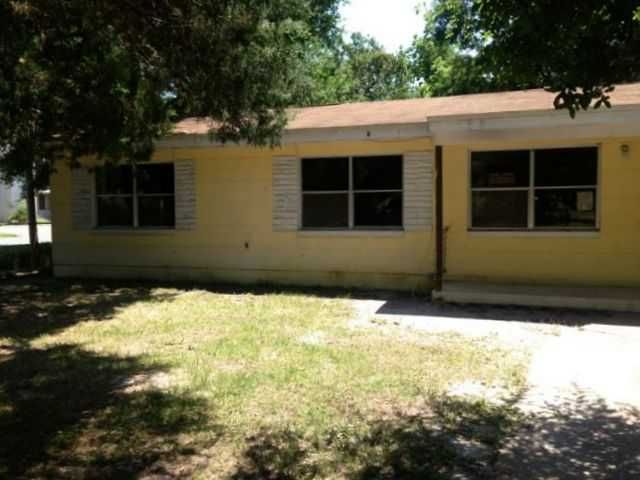 3734 E 9th St, Panama City, FL 32401