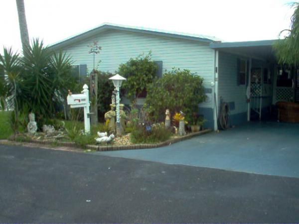 6085 Seacoast St., Lake Worth, FL 33462