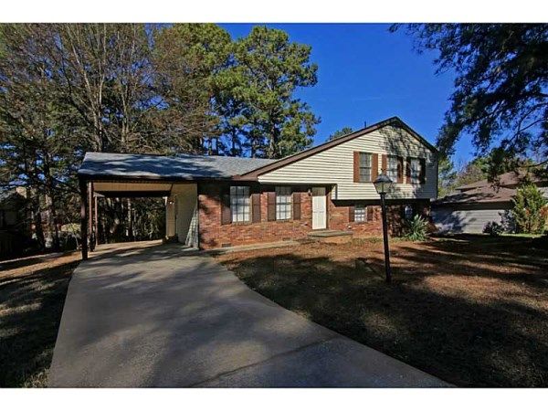5765 Twain Drive, Ellenwood, GA 30294